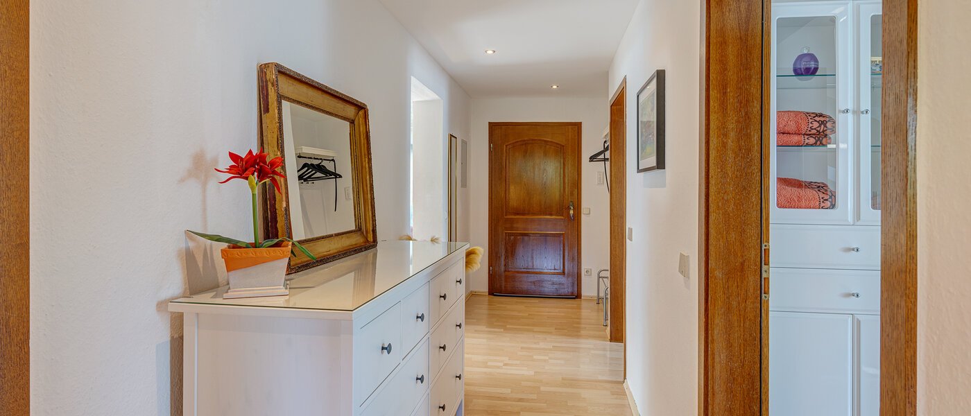 Dachgeschosswohnung Inning am Ammersee 01 Flur/Gang 13224