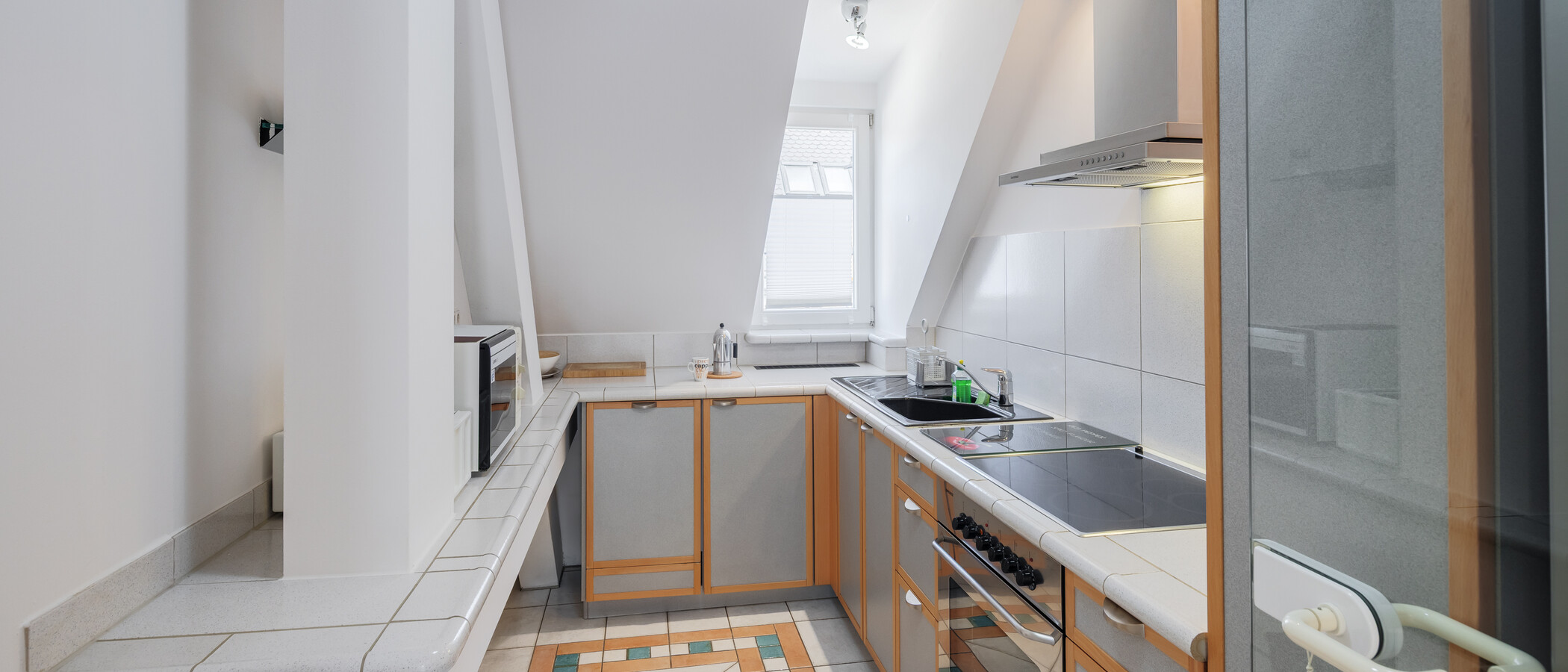 Dachgeschosswohnung München Laim 01 Küche 13229
