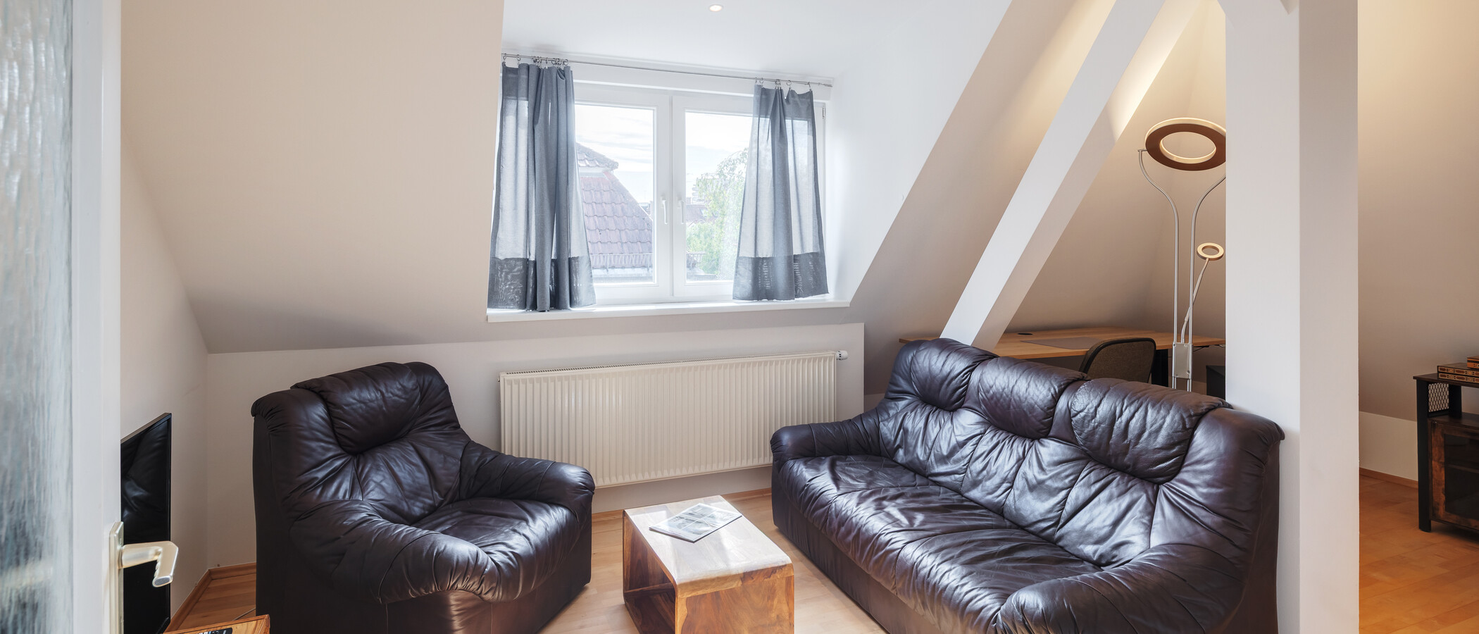 Dachgeschosswohnung München Laim 01 Wohnzimmer 13229