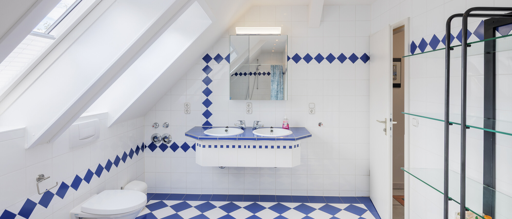 Dachgeschosswohnung München Laim 01 1. Badezimmer 13229