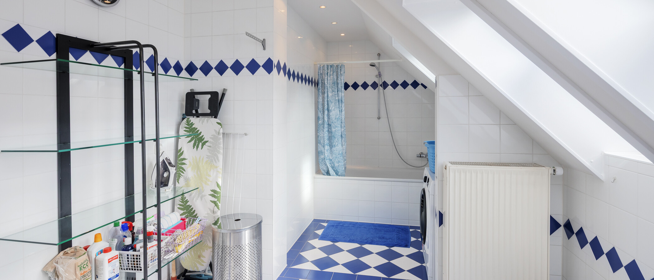 Dachgeschosswohnung München Laim 03 1. Badezimmer 13229