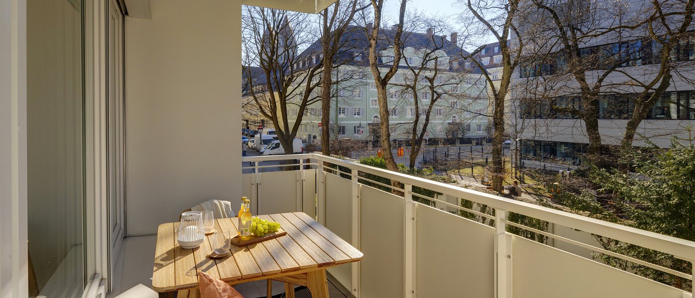 Wohnung München Maxvorstadt - Westen 03 Balkon 13243