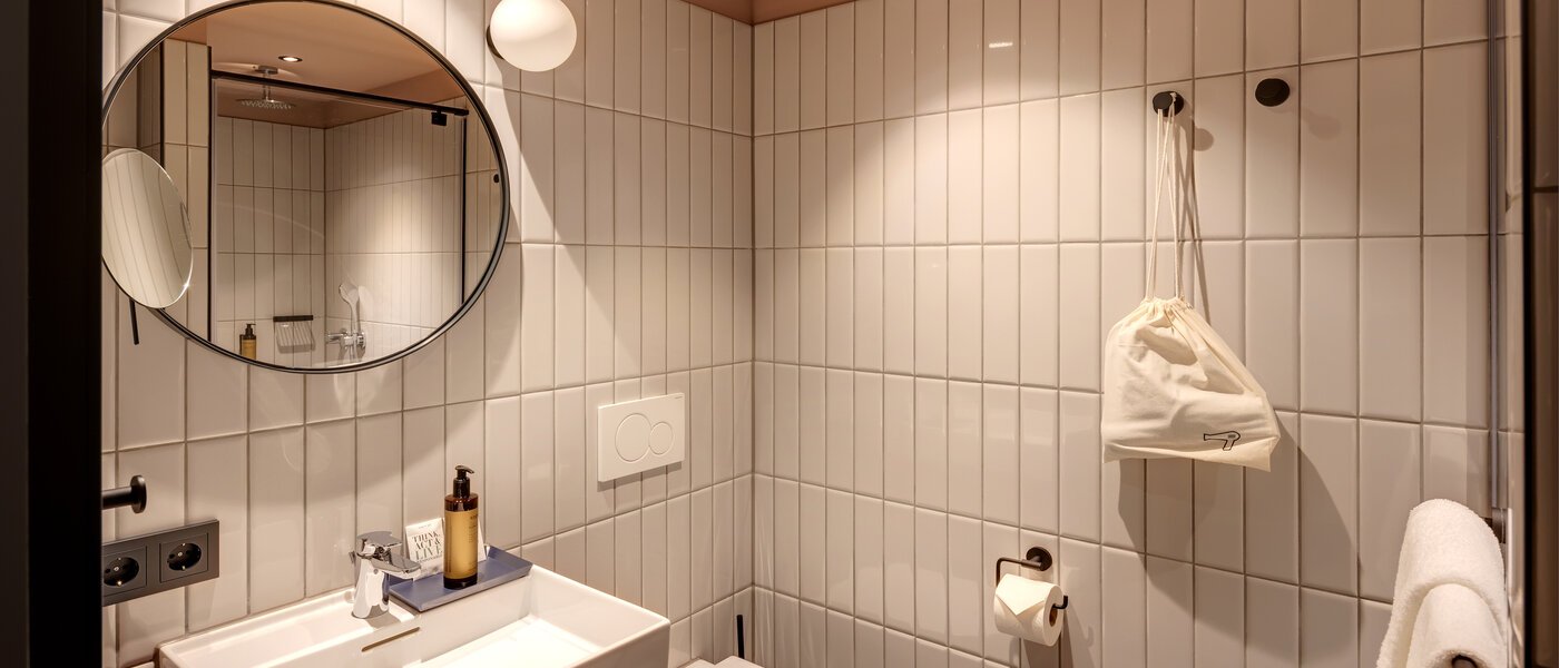 Apartment München Neuperlach 01 Badezimmer 13248