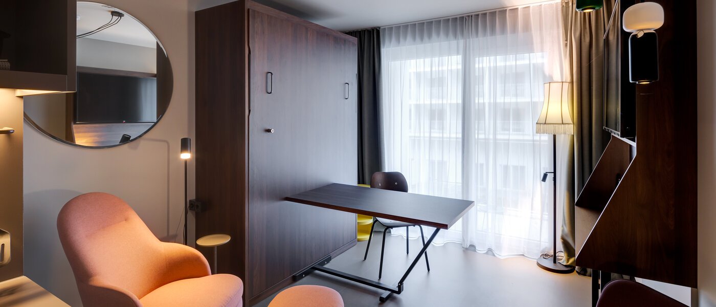 Apartment München Neuperlach 01 Homeoffice-Platz  13248