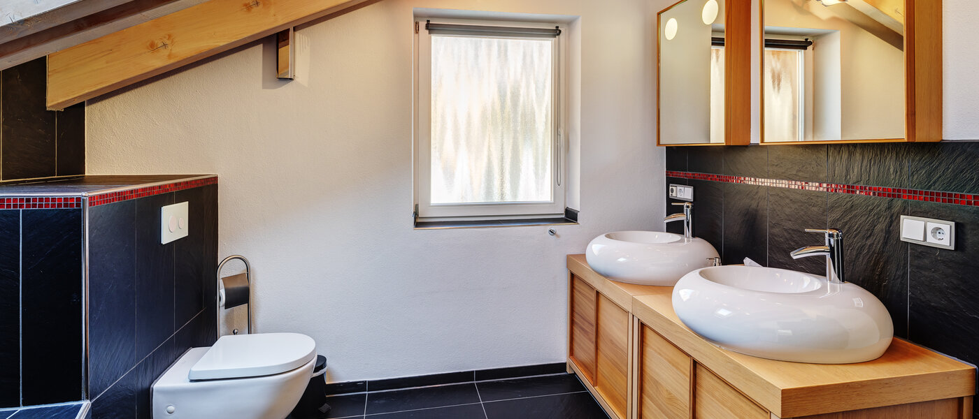 Dachgeschosswohnung Tegernsee 03 Badezimmer 13299