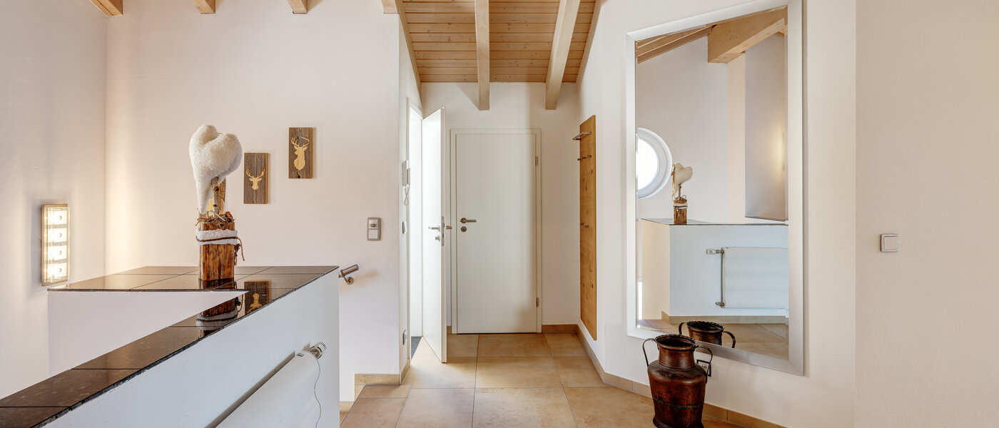 Dachgeschosswohnung Tegernsee 06 Flur/Gang 13299