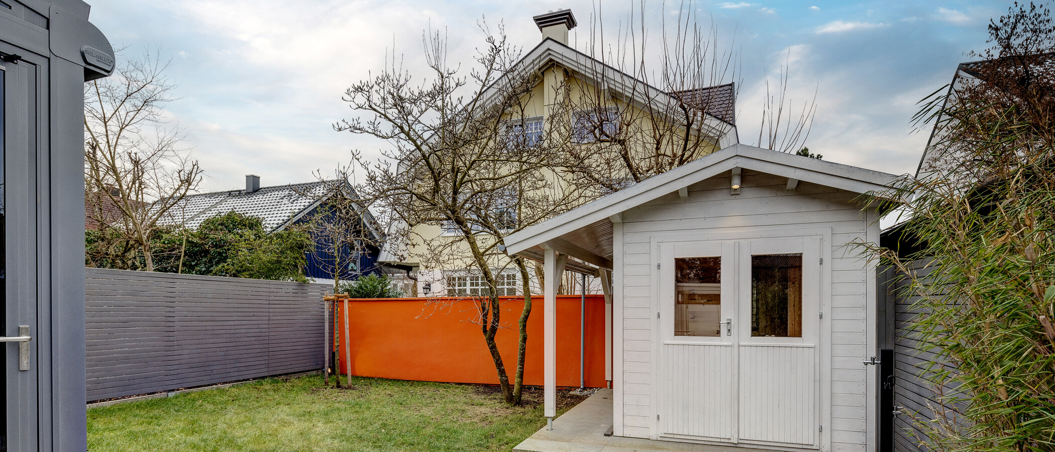 Haus München Feldmoching 02 Garten 13323