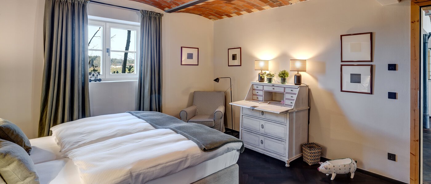 Wohnung Waakirchen 02 2. Schlafzimmer	 13353