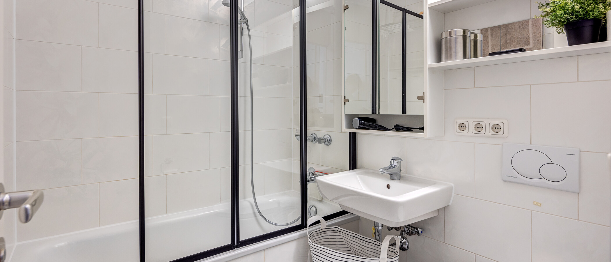 Wohnung München Bogenhausen 01 Badezimmer 13429