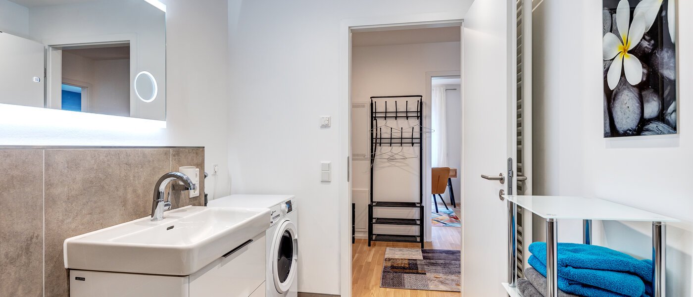 Wohnung München Moosach 02 Badezimmer 13450