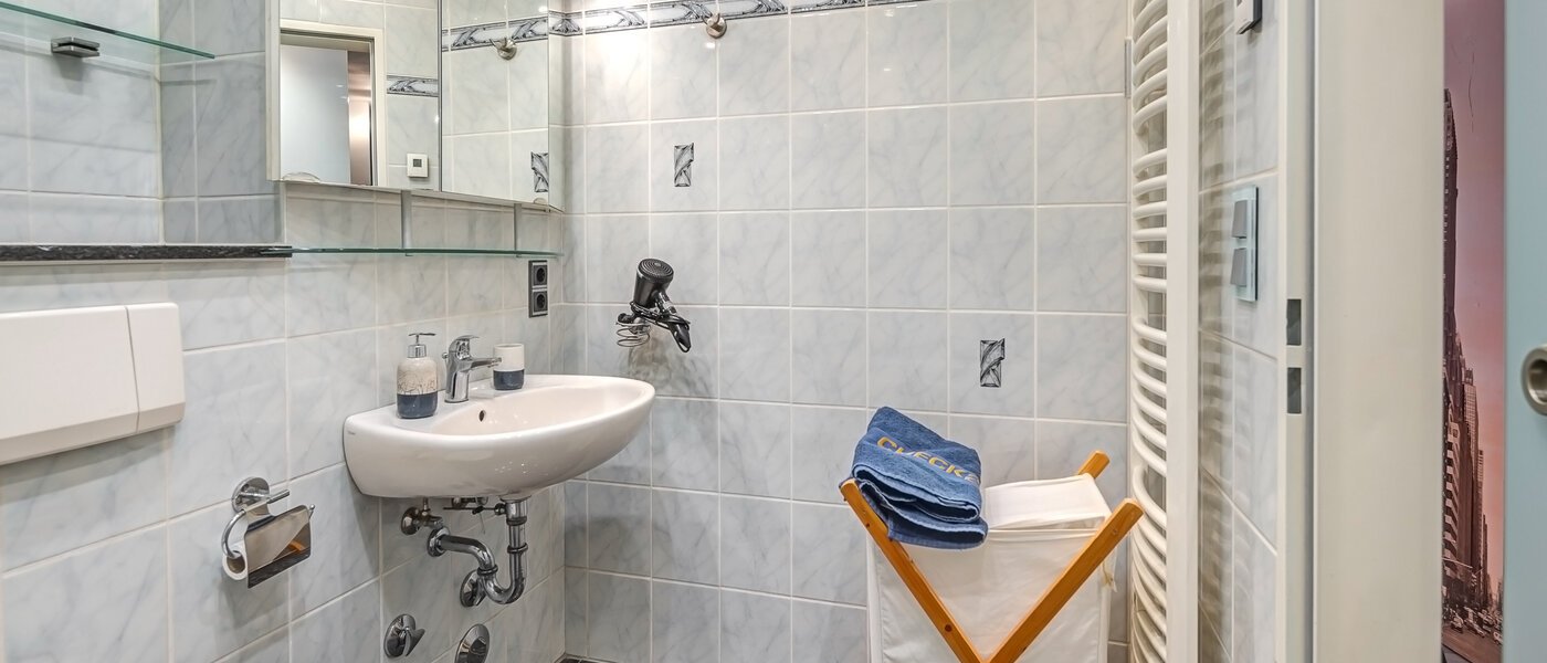 Wohnung Poing 03 Badezimmer 13482