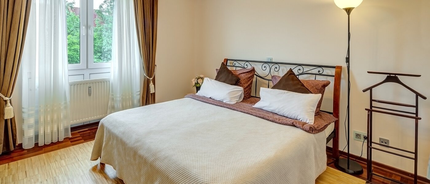 Wohnung Poing 01 1. Schlafzimmer 13482