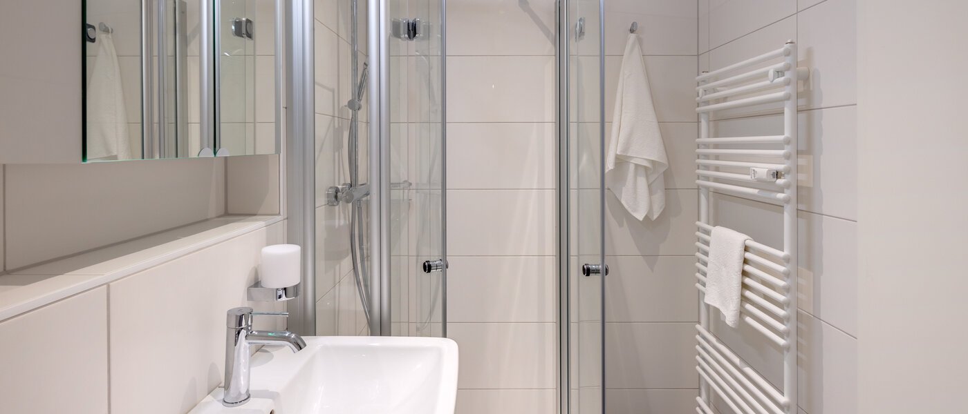 Wohnung Grasbrunn 01 Badezimmer 13492