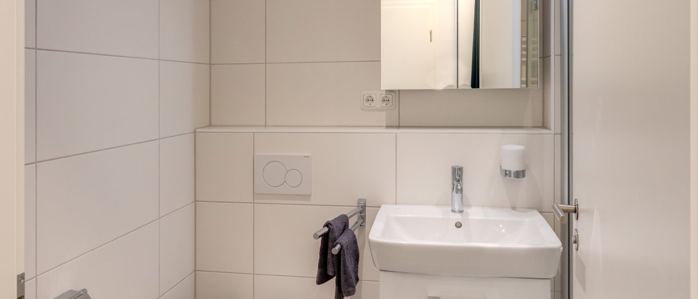 Wohnung Grasbrunn 02 Badezimmer 13492