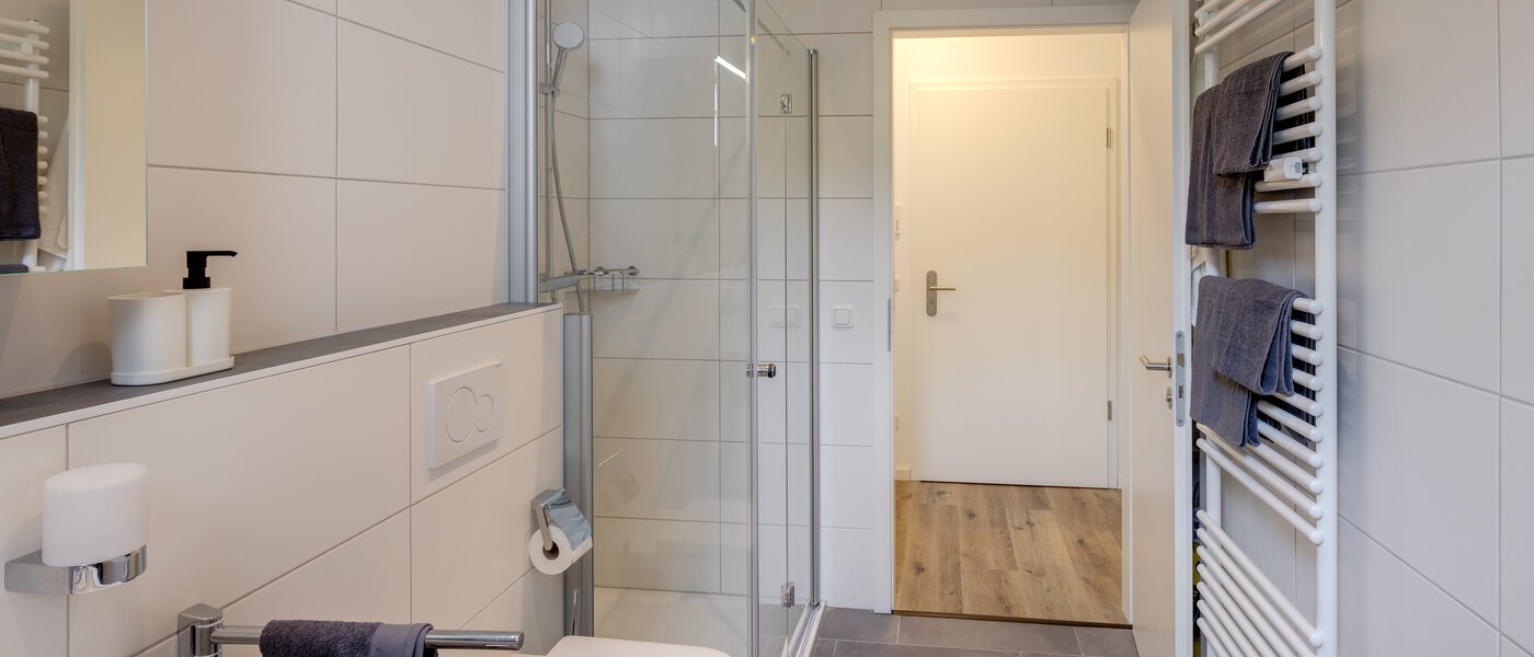 Wohnung Grasbrunn 02 Badezimmer 13494