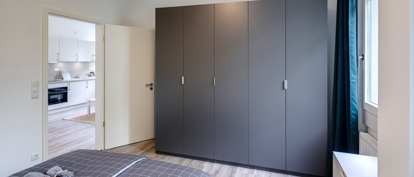 Wohnung Grasbrunn 02 1. Schlafzimmer 13494