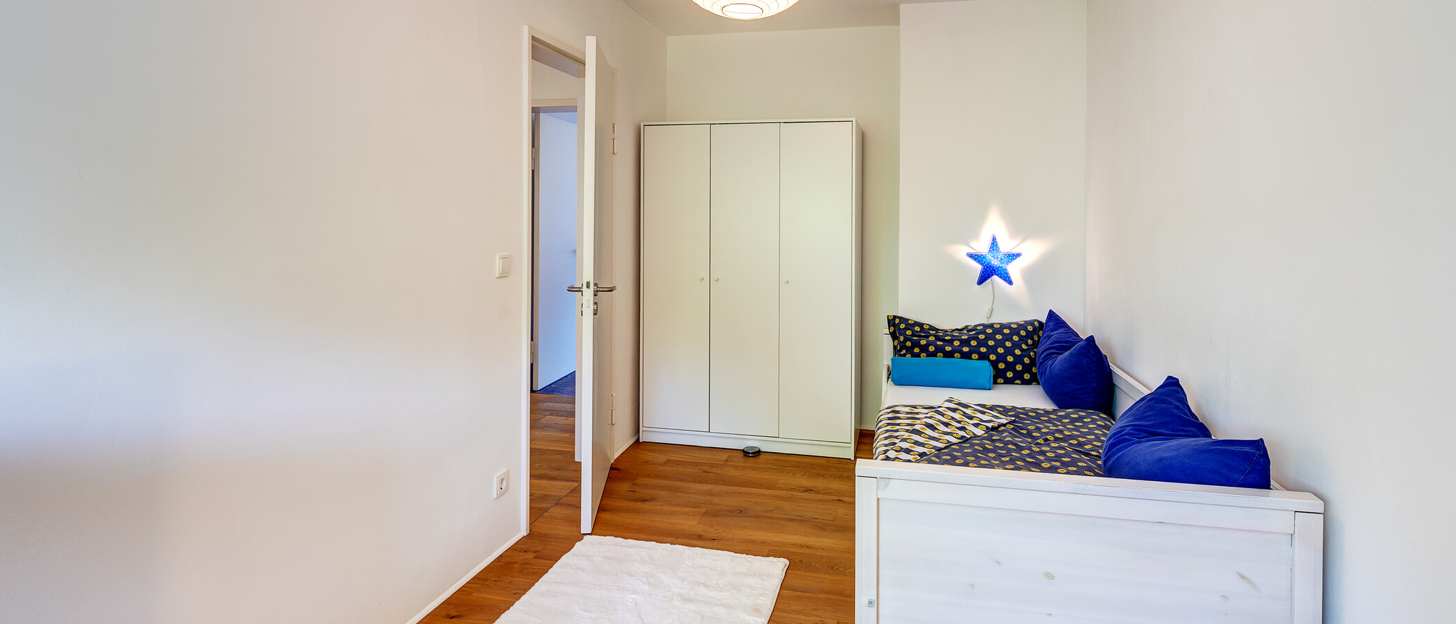 Doppelhaushälfte Gauting 03 3. Schlafzimmer 13500