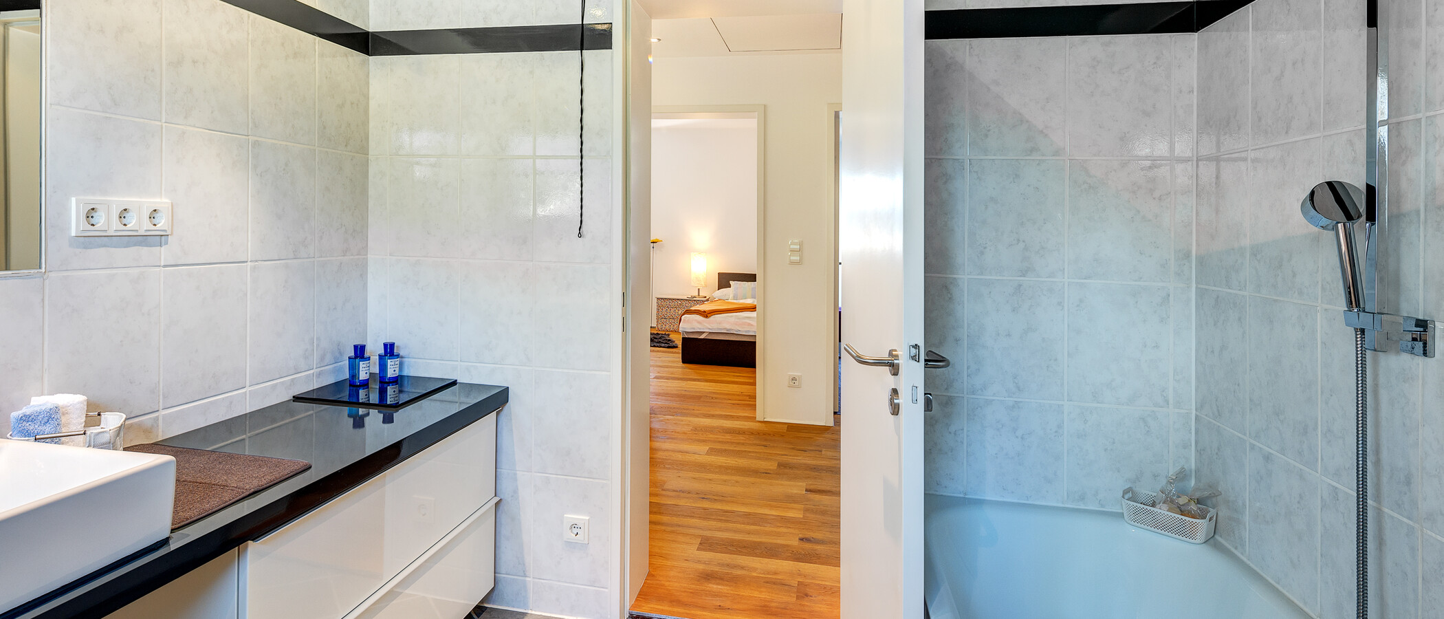 Doppelhaushälfte Gauting 03 1. Badezimmer 13500