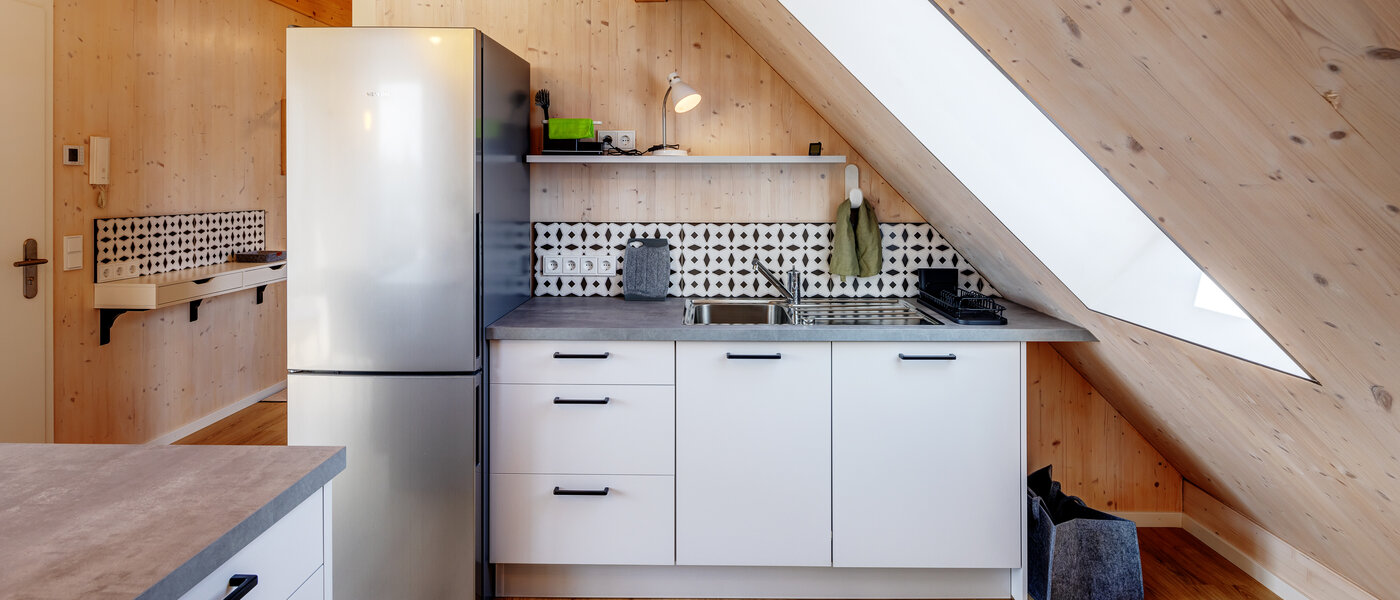 Dachgeschosswohnung München Berg am Laim 03 Küche 13504