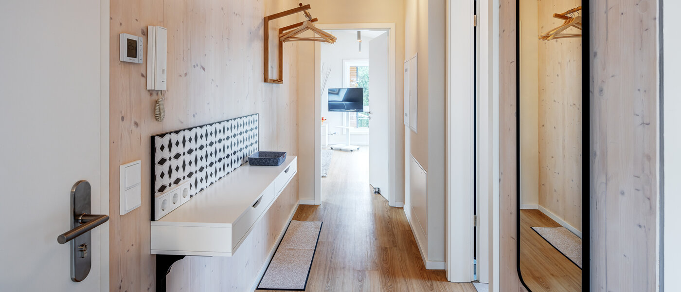 Dachgeschosswohnung München Berg am Laim 02 Flur/Gang 13504