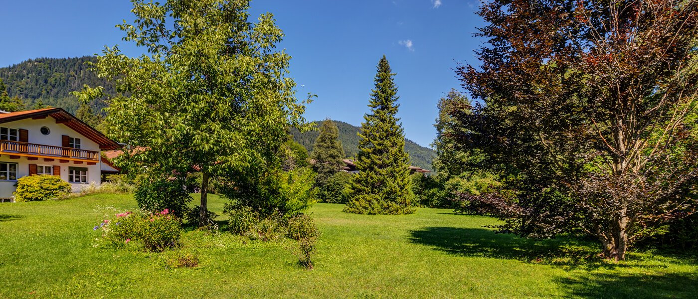 Gartenwohnung Schliersee 03 Garten 13576