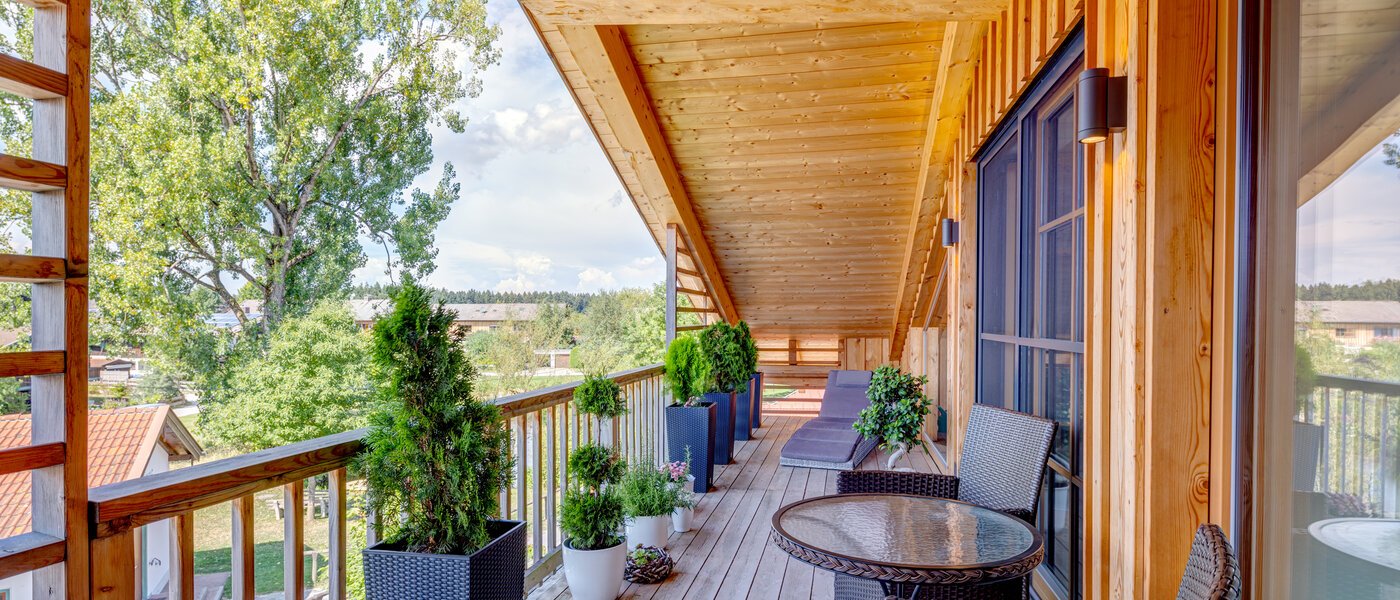 Dachgeschosswohnung Holzkirchen 01 Balkon 13582