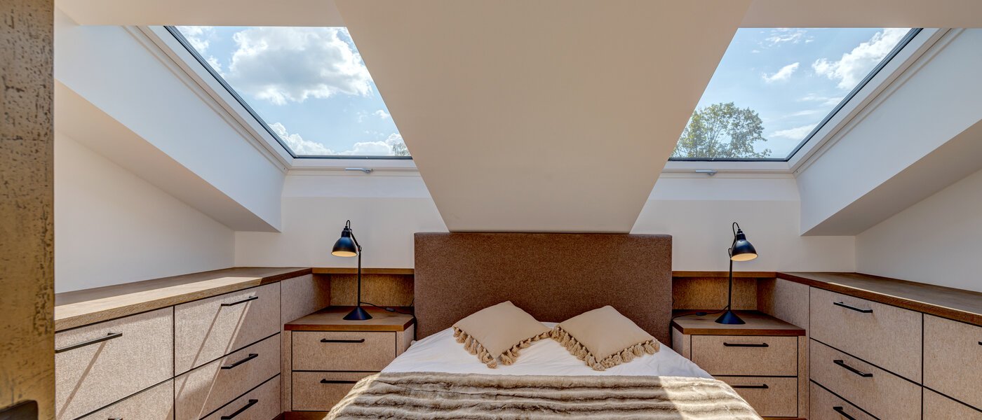 Dachgeschosswohnung Holzkirchen 01 Schlafzimmer 13582