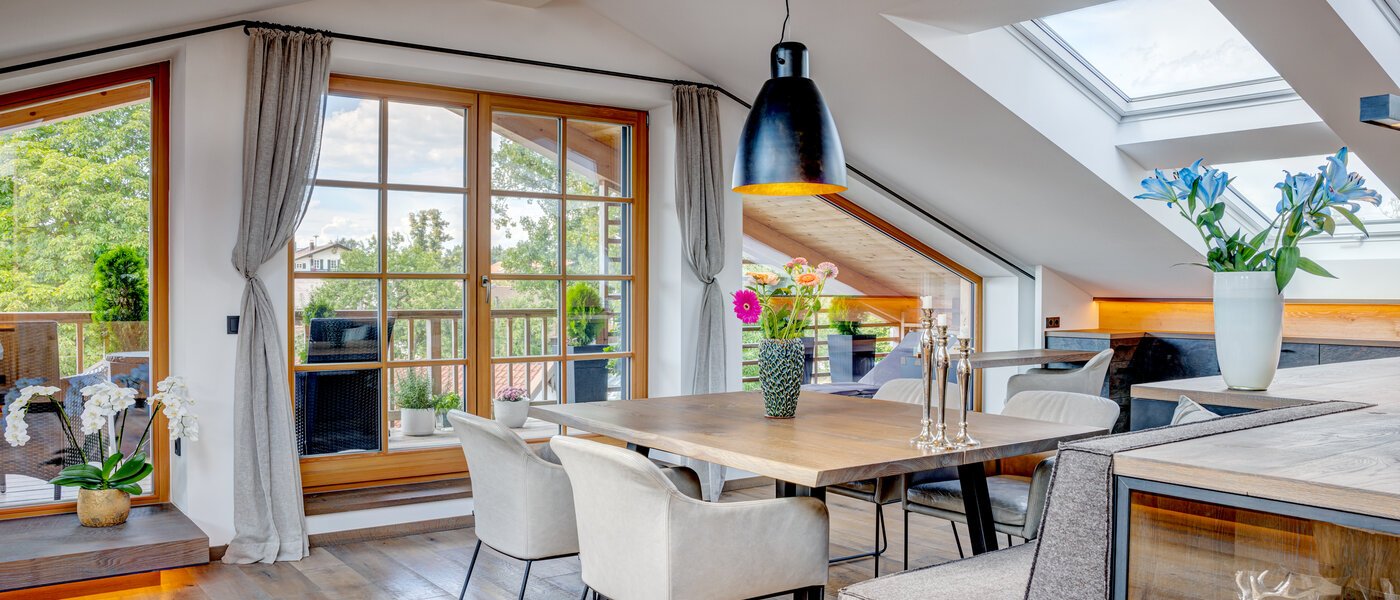 Dachgeschosswohnung Holzkirchen 01 Wohnbereich 13582