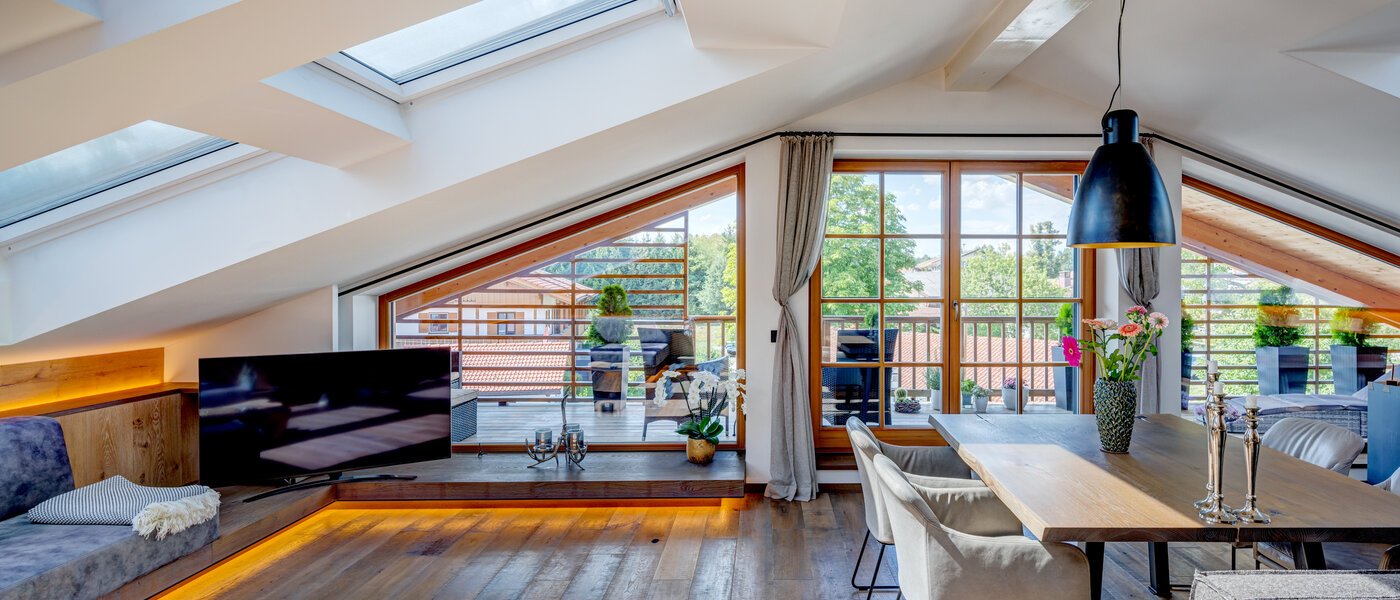 Dachgeschosswohnung Holzkirchen 02 Wohnbereich 13582