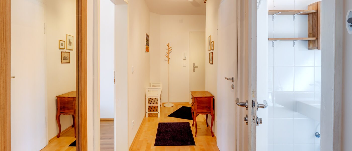 Wohnung München Glockenbachviertel 01 Flur/Gang 13655