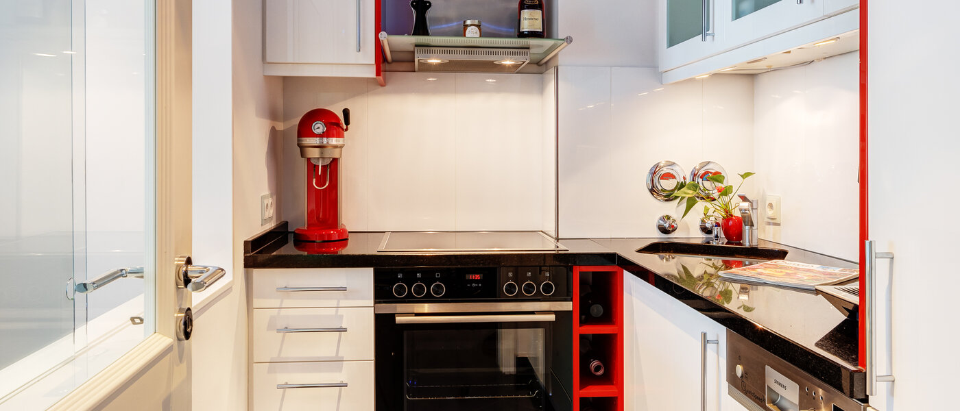 Dachgeschosswohnung München Solln 01 Küche 13669