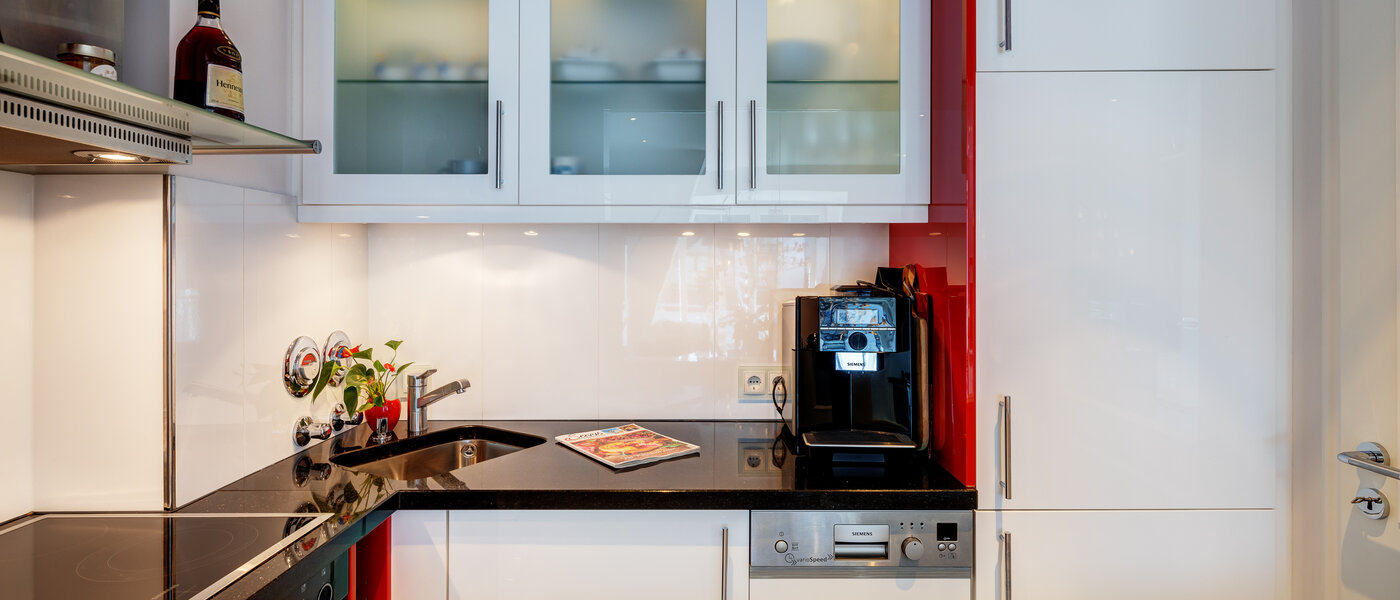 Dachgeschosswohnung München Solln 03 Küche 13669