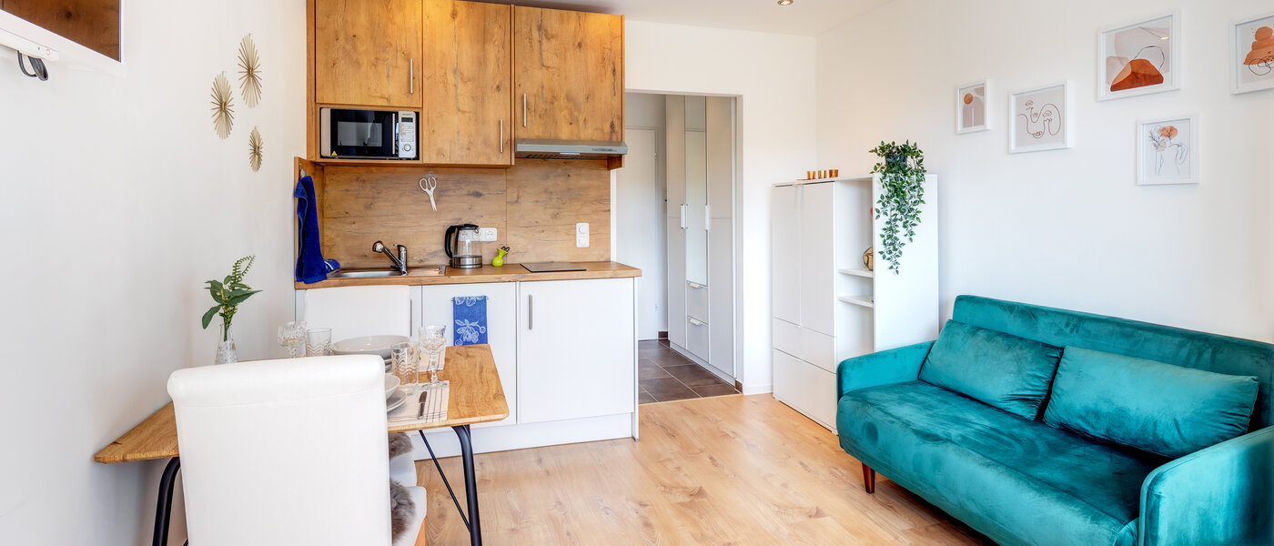 Apartment München Am Hart 01 Wohnbereich 13670