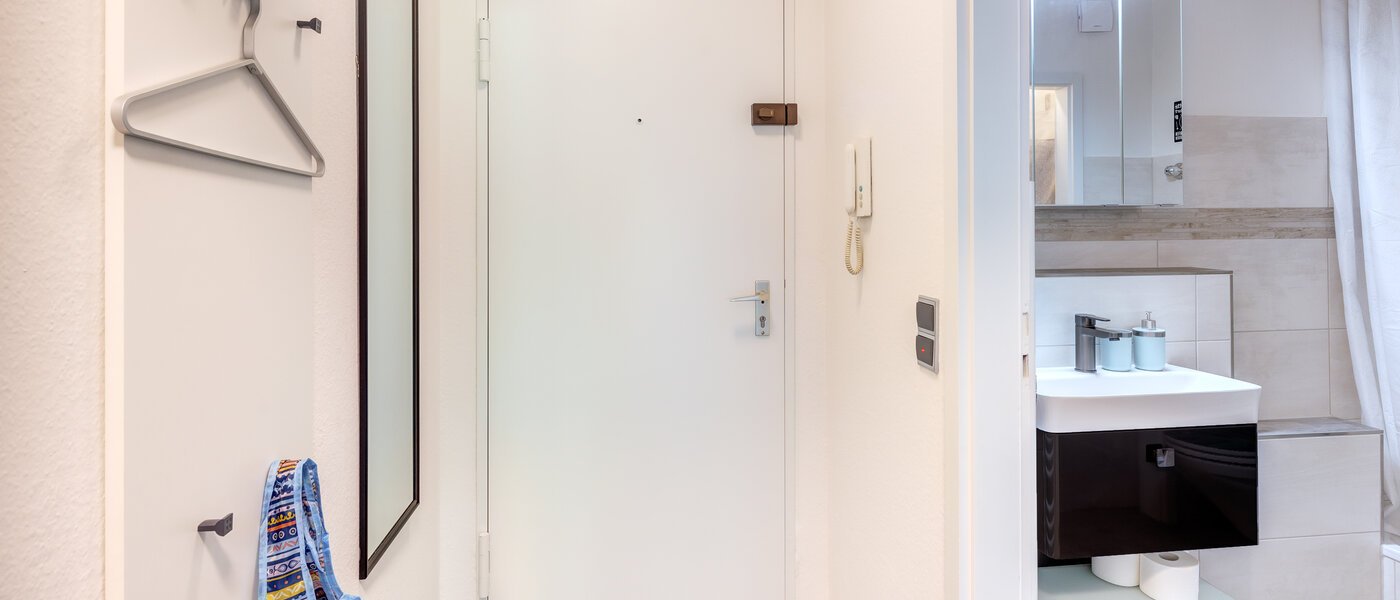 Wohnung Unterschleißheim 01 Flur/Gang 13675