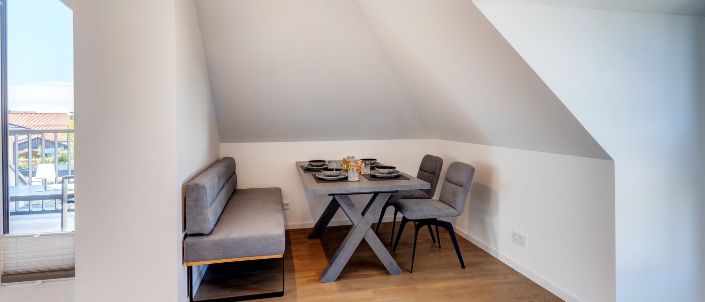 Dachgeschosswohnung Aschheim 03 Küche 13679