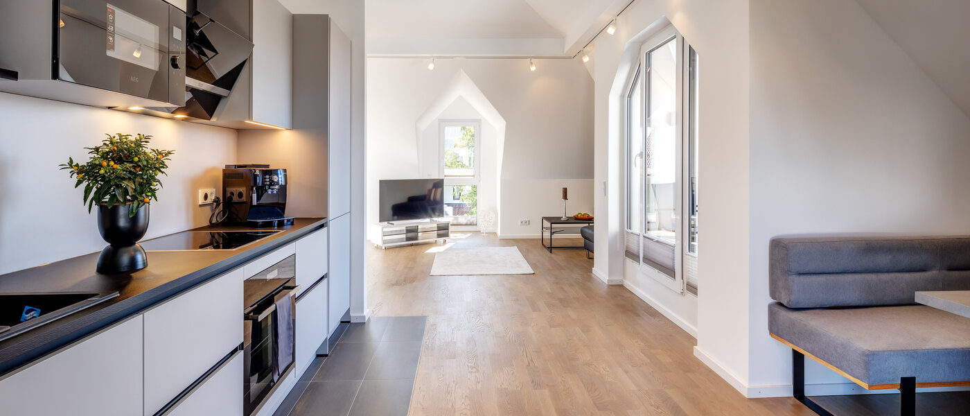 Dachgeschosswohnung Aschheim 04 Küche 13679