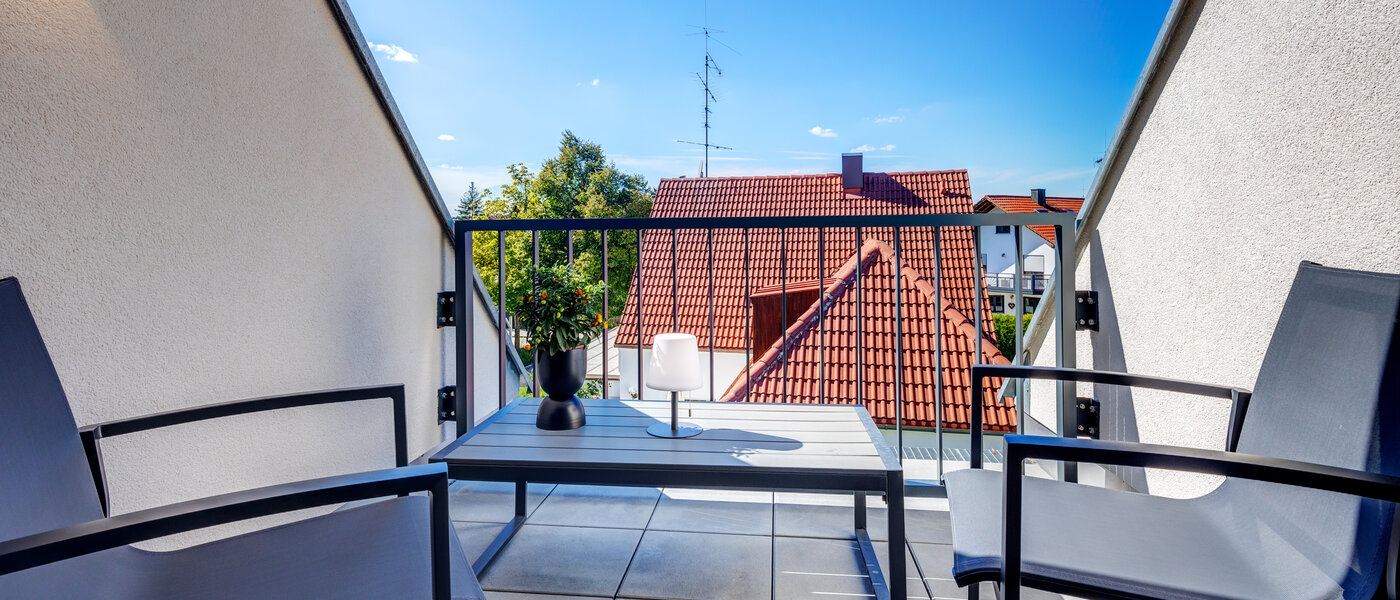 Dachgeschosswohnung Aschheim 02 Balkon 13679