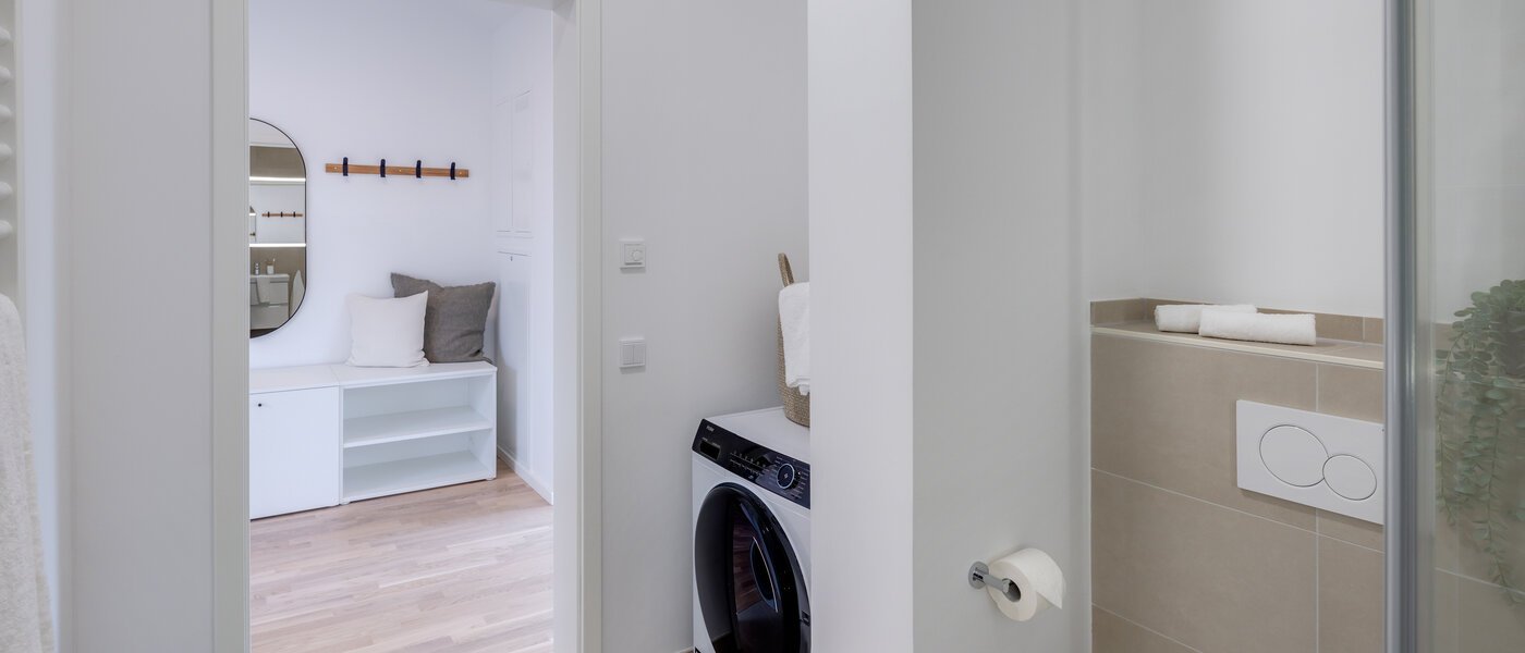 Dachgeschosswohnung Haar 03 Badezimmer 13695