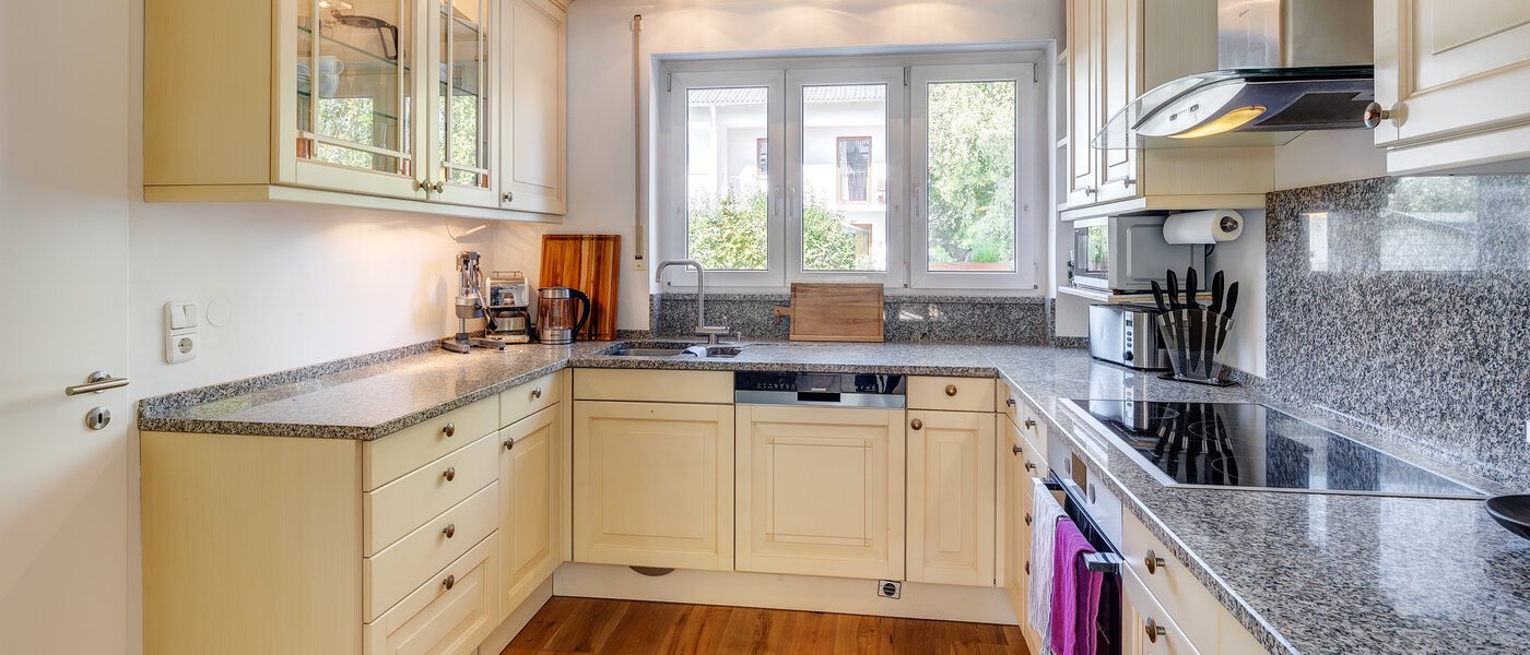 Reiheneckhaus Eichenau 01 Küche 13696