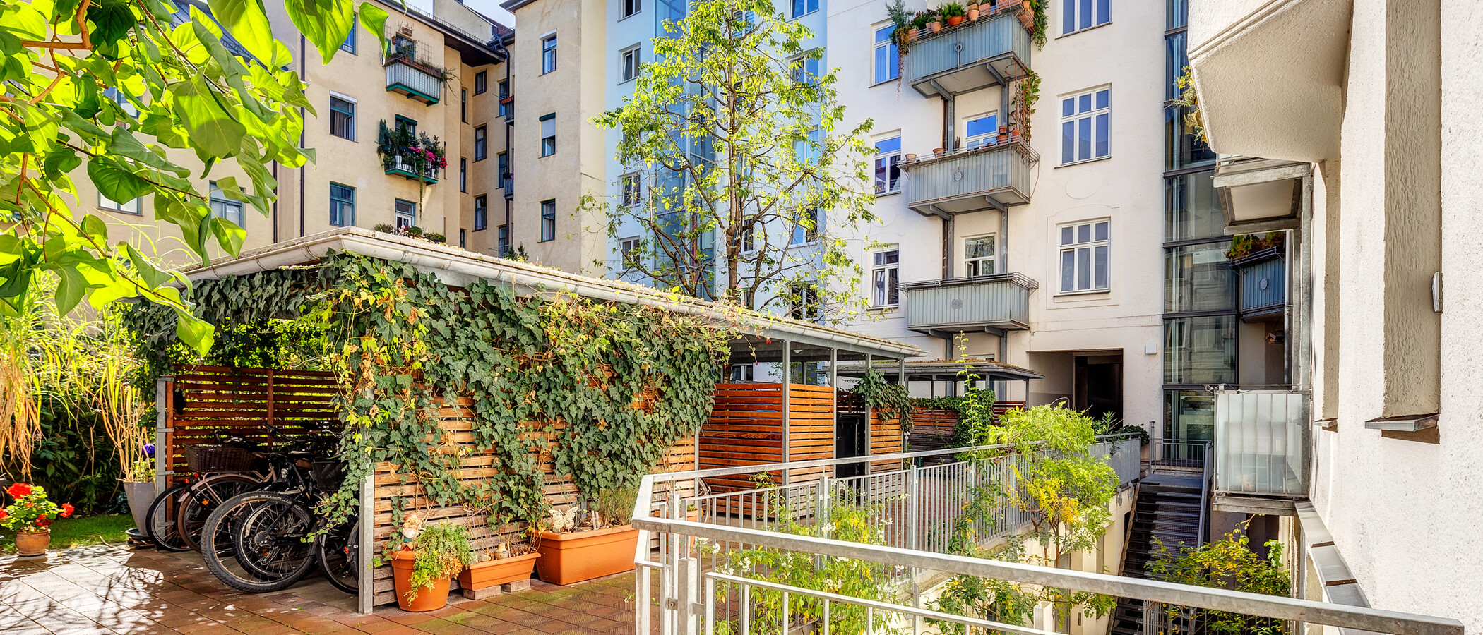 Wohnung München Isarvorstadt 01 Innenhof 13699