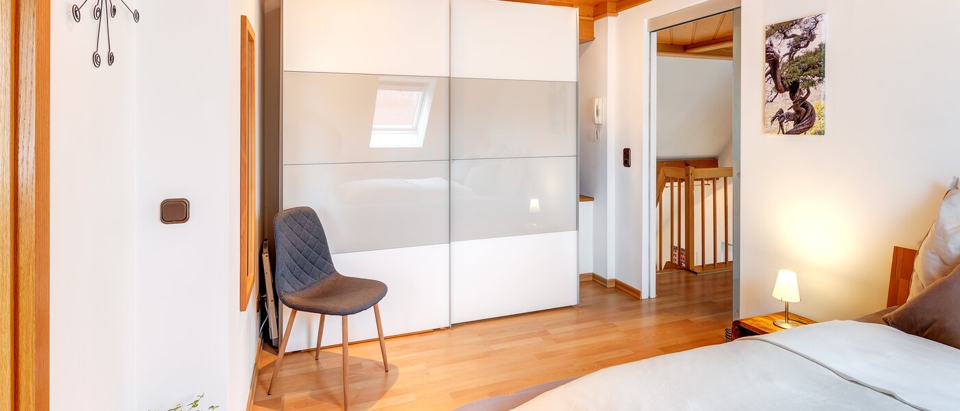 Maisonette-Galerie Wohnung Karlsfeld 03 1. Schlafzimmer 13717