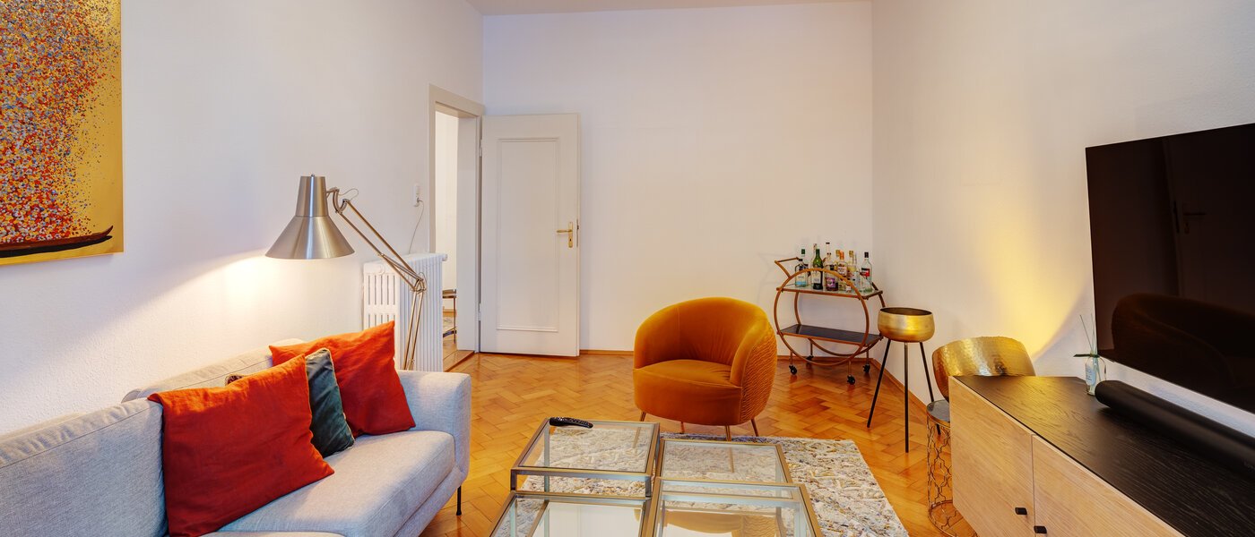 Wohnung München Maxvorstadt - Rund um den Josephplatz 03 Wohnzimmer 13761