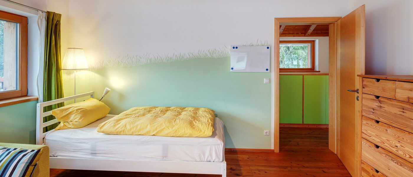 Einfamilienhaus Oberhaching 04 3. Schlafzimmer 13766