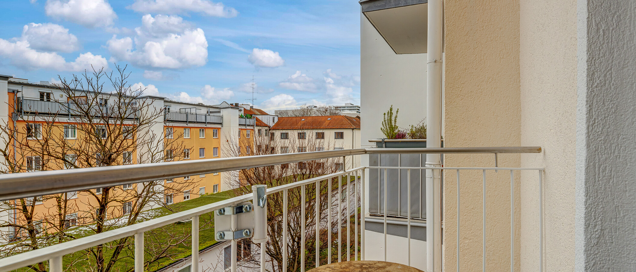 Wohnung München Schwabing-Nord (zw. Belgrad- & Leopoldstraße) 03 Balkon 13778