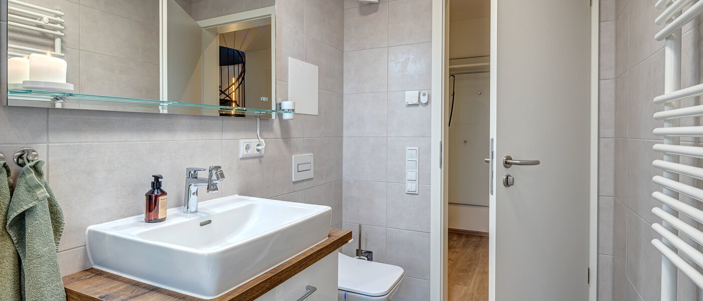 Dachterrassenwohnung München Neuaubing 03 Badezimmer 13783