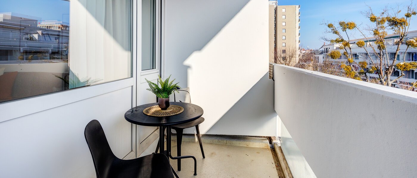 Wohnung München Neuhausen 01 Balkon 13806