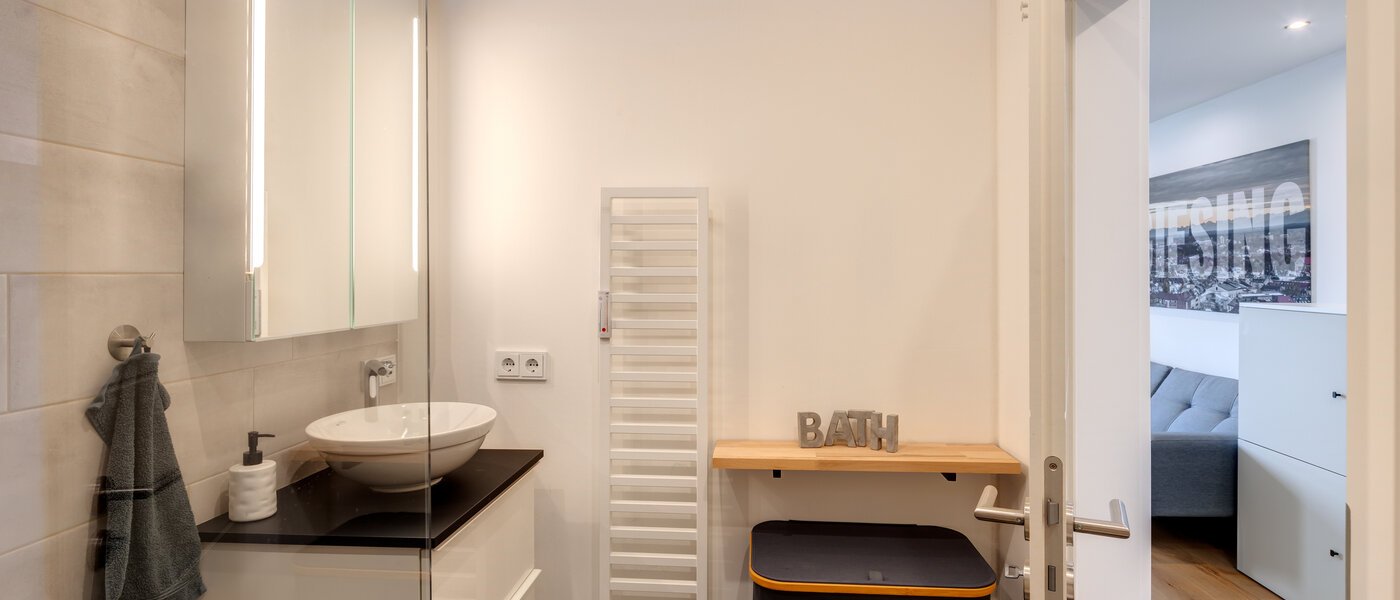 Dachterrassenwohnung München Obergiesing 03 Badezimmer 13824