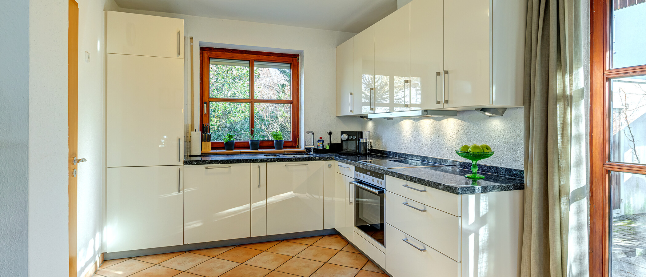 Einfamilienhaus München Trudering 01 Küche 13845