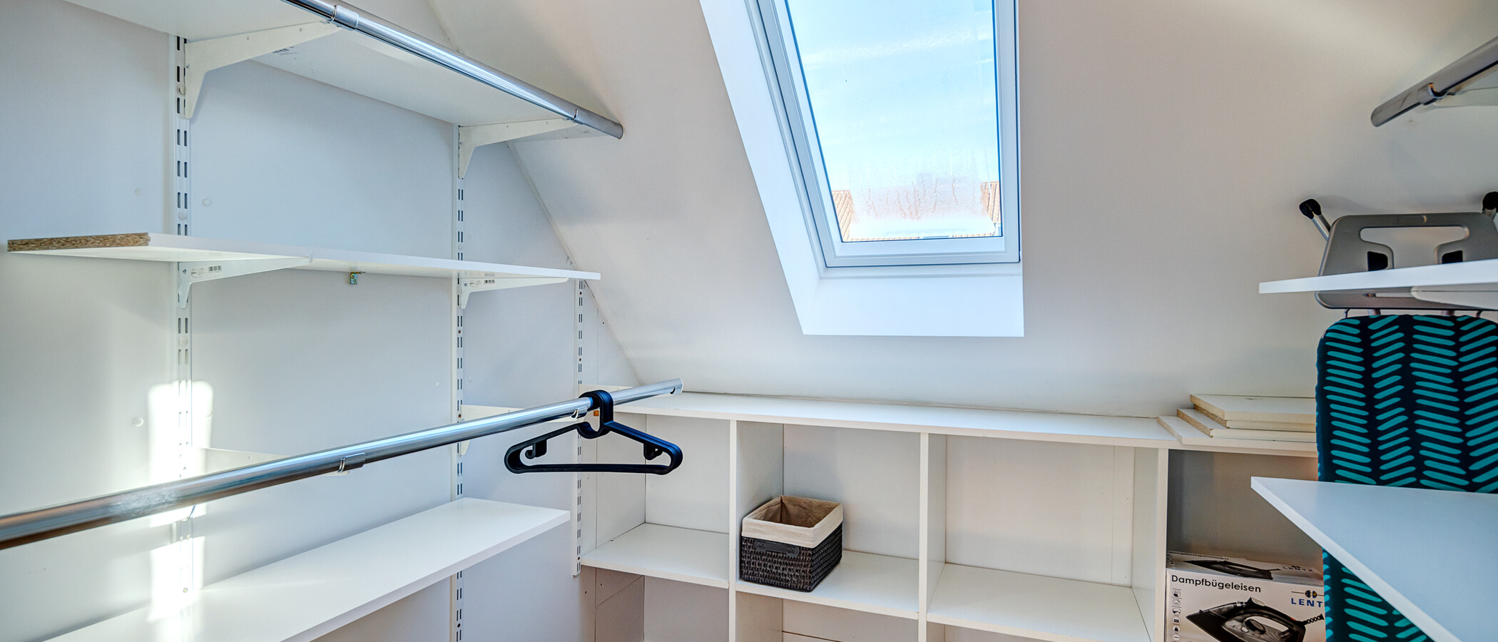 Einfamilienhaus München Trudering 01 Begehbarer Schrank 13845