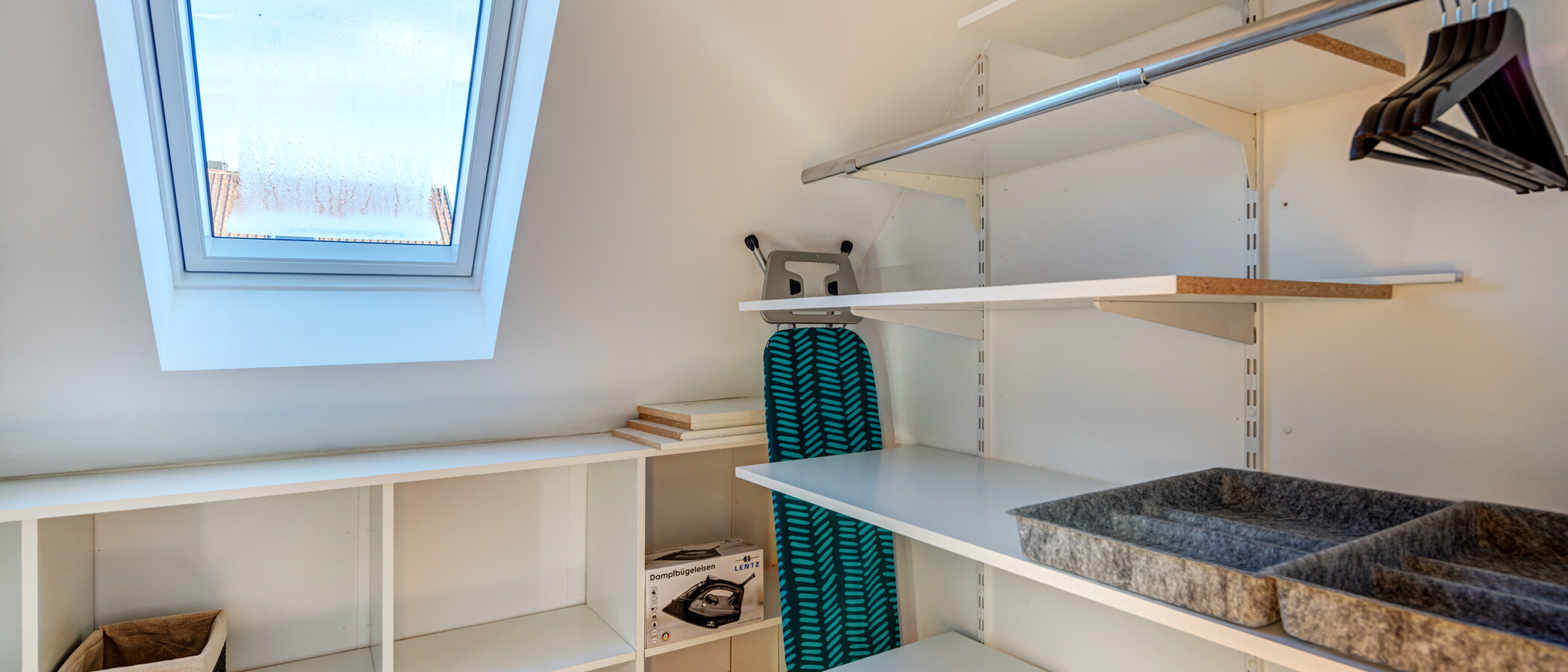 Einfamilienhaus München Trudering 02 Begehbarer Schrank 13845
